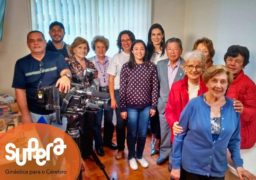 Alunos reunidos do SUPERA Vila Mariana para gravação com a equipe da TV Record